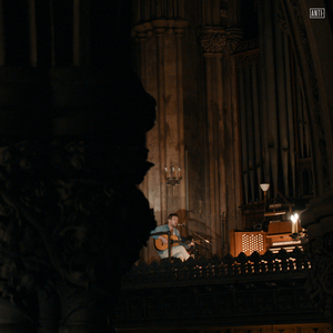 三角裤阴部鼓起图片大全
