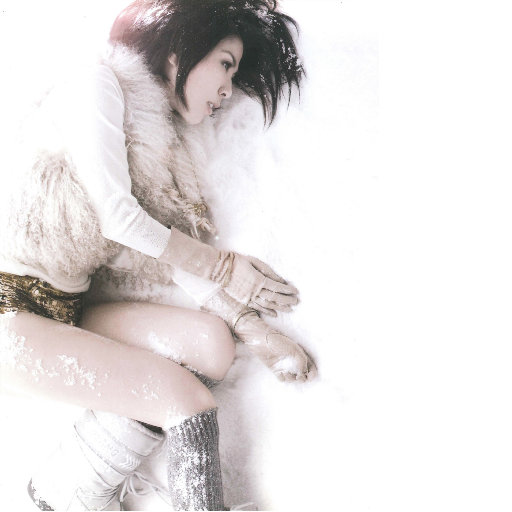 三角裤阴部鼓起图片大全
